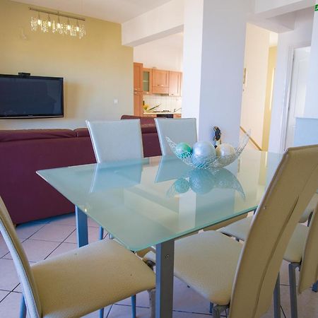 Blue Villas Agia Marina エクステリア 写真