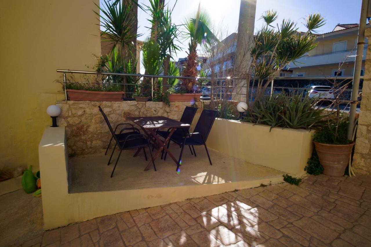 Blue Villas Agia Marina エクステリア 写真