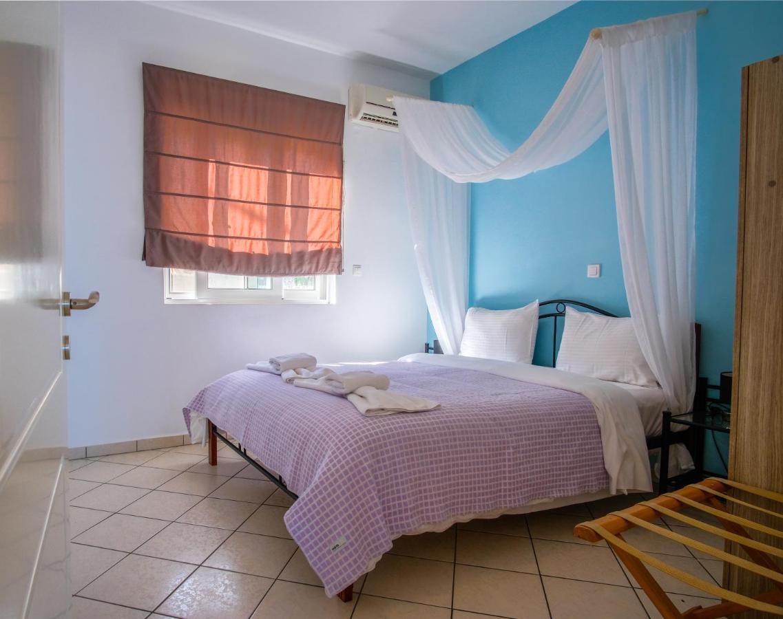 Blue Villas Agia Marina エクステリア 写真