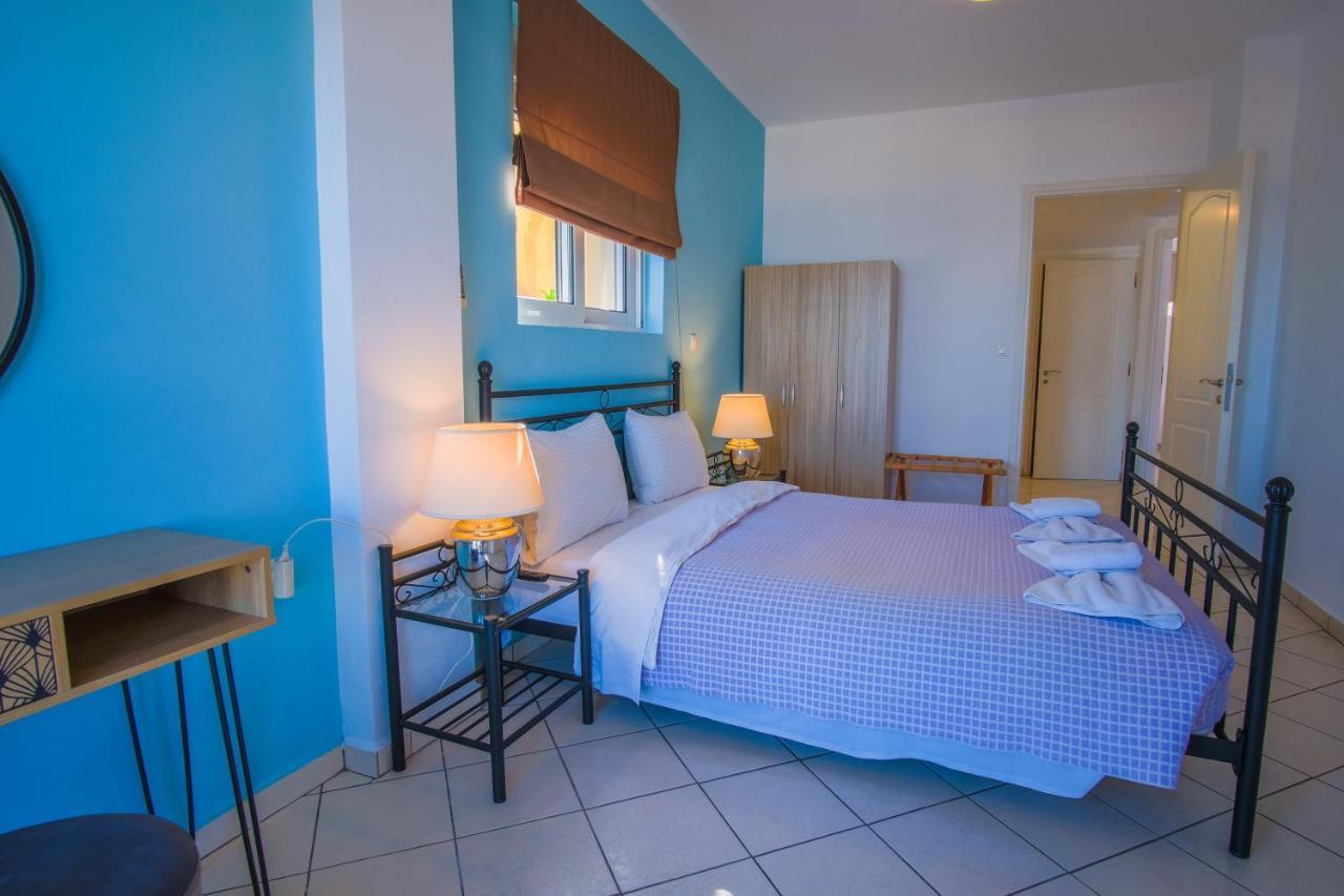 Blue Villas Agia Marina エクステリア 写真