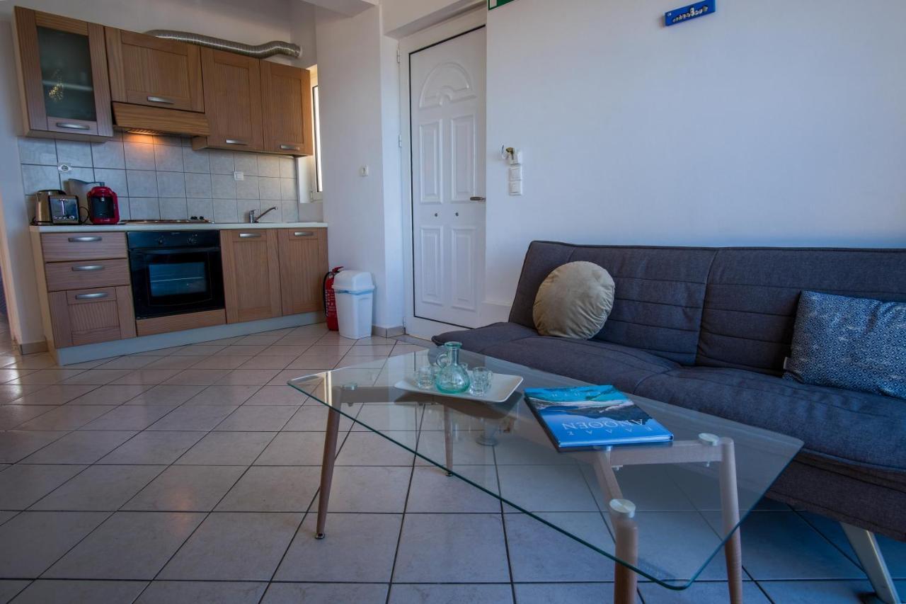 Blue Villas Agia Marina エクステリア 写真